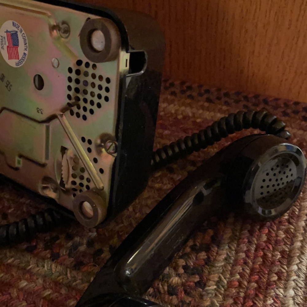 Hello! Rotary Phone - Picture 10 of 12